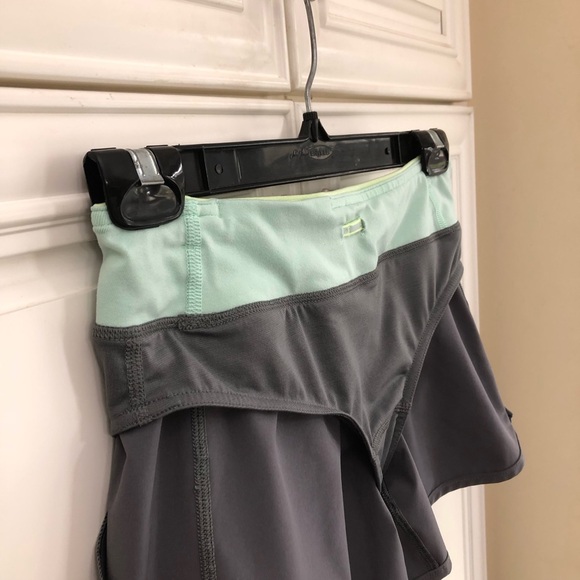Ivivva by Lululemon lined girls shorts - Picture 10 of 14